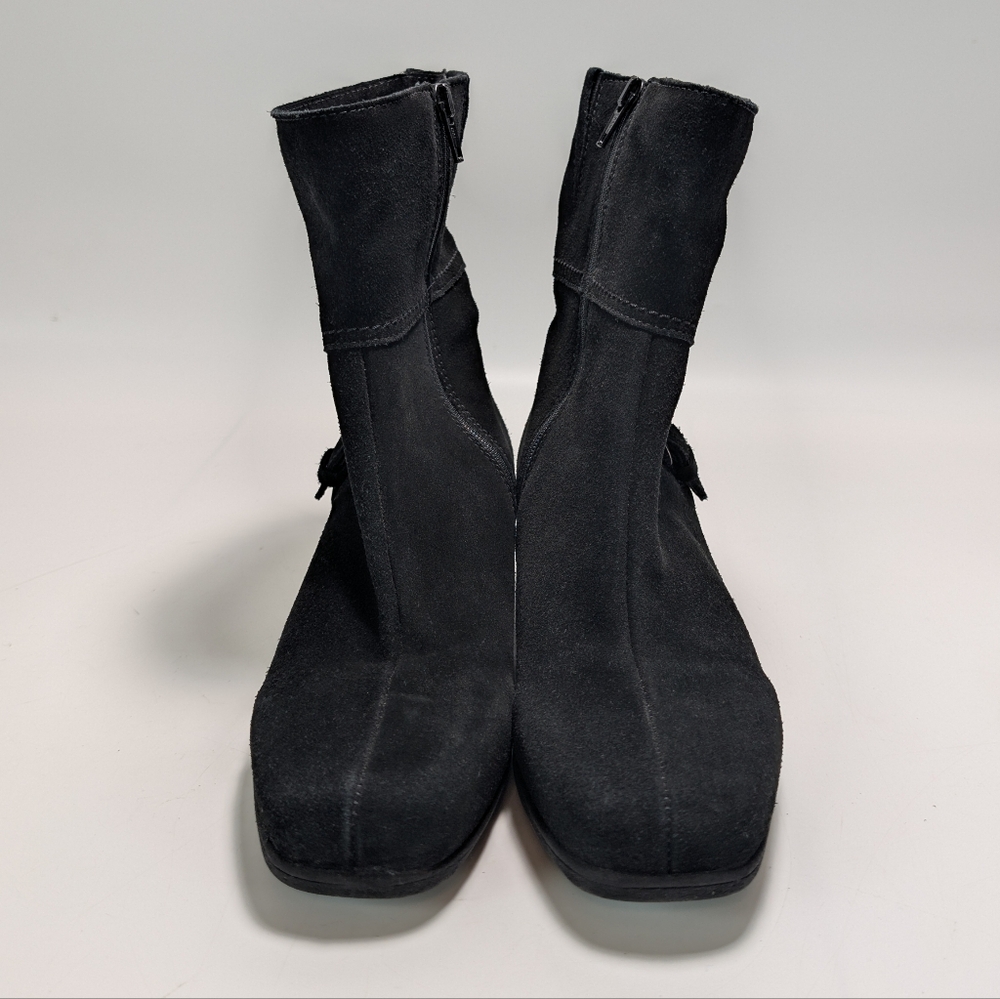 La Canadienne Sanford Suede Zip Waterproof Wedge Ankle Boot - Picture 2 of 10